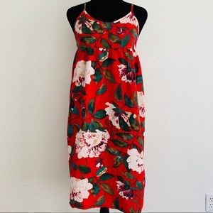 Beautiful women’s dress size M